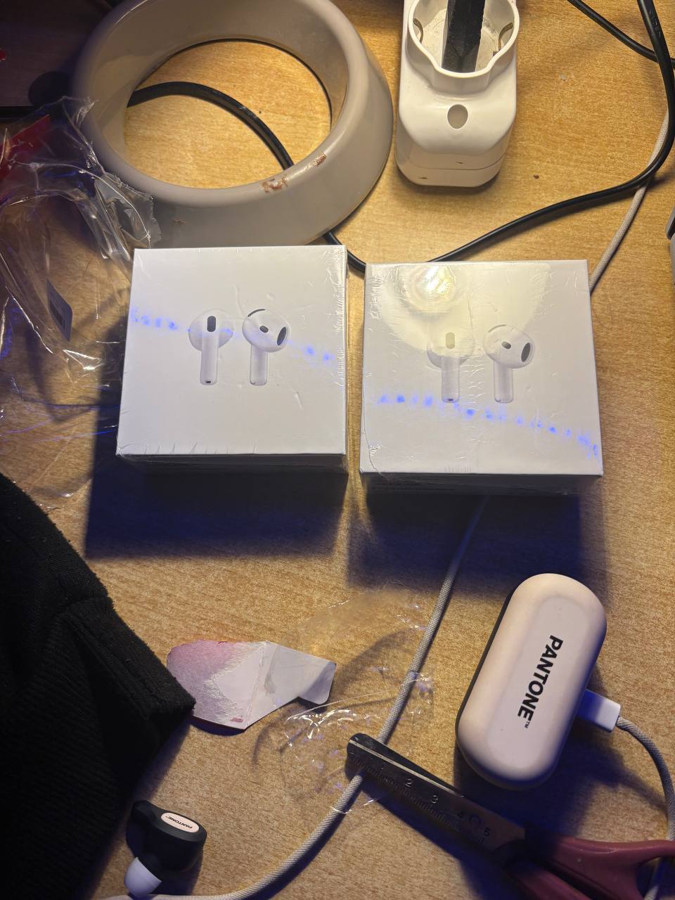 FORNITORE AIRPODS & TECH (4+ FORNITORI) - CrxstyWrld™ ⭐⭐⭐⭐⭐